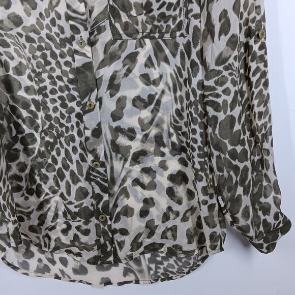 Diane Von Furstenberg Silk Leopard Print Button Down Shirt size 0 - Picture 3 of 10